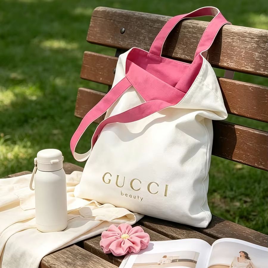 GUCCIs Tasche Damen Canvas-Tra – Canvas Tote Designer Bewertung und Preis